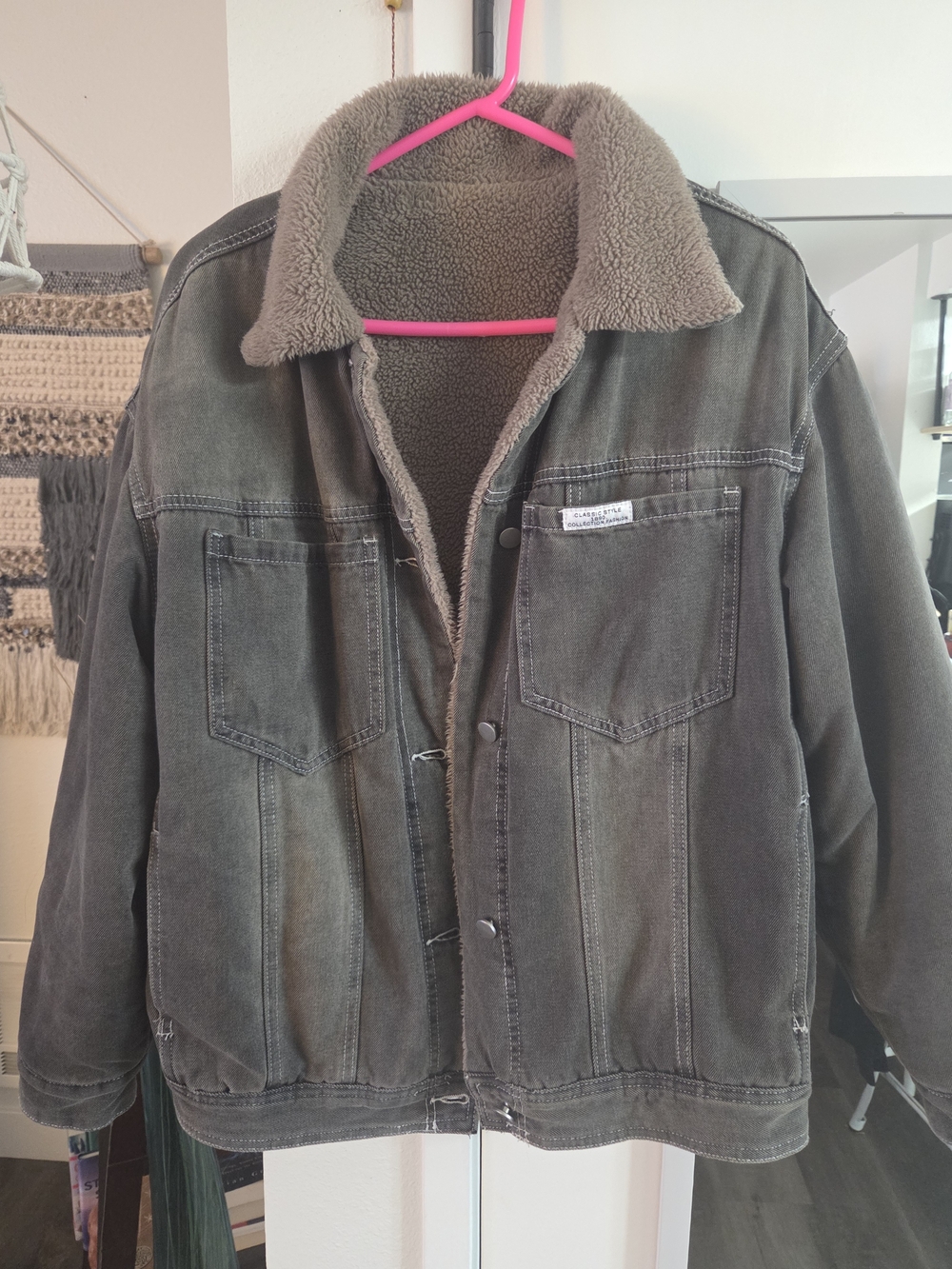 Dark Gray/brown Sherpa-Lined Trucker Jacket